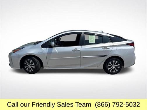 2021 Toyota Prius LE