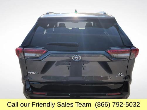 2025 Toyota RAV4 Hybrid SE