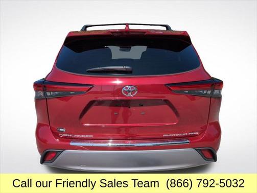 2023 Toyota Highlander Platinum
