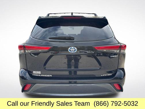 2022 Toyota Highlander Hybrid Limited