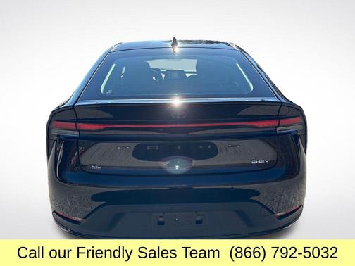 2023 Toyota Prius LE