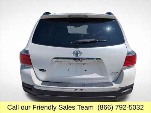 2013 Toyota Highlander SE