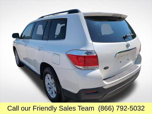 2013 Toyota Highlander SE