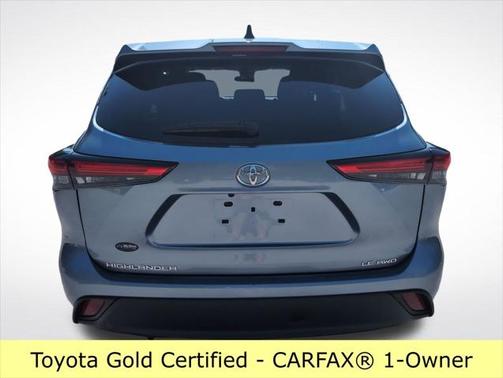 2022 Toyota Highlander LE