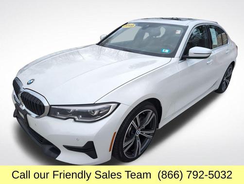 Mineral White Metallic 2019 BMW 330 xDrive