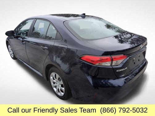 08x8 2024 Toyota Corolla LE