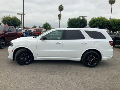 White Knuckle Clearcoat 2026 Dodge Durango GT AWD HEMI V8