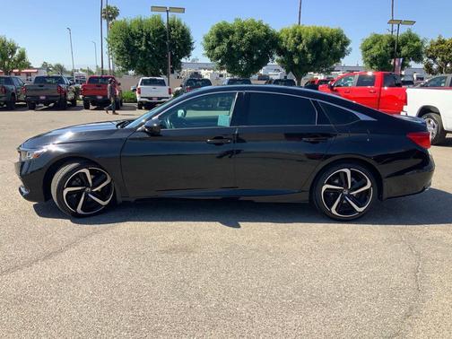 Crystal Black Pearl 2022 Honda Accord Sport SE 1.5T