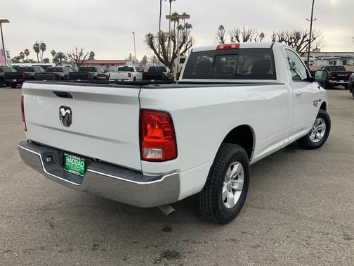 2019 RAM 1500 SLT