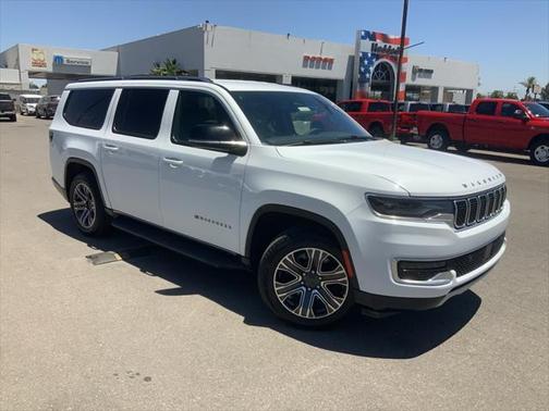 2023 Jeep Wagoneer L Series II 4x4