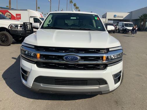 Oxford White 2024 Ford Expedition Max Limited