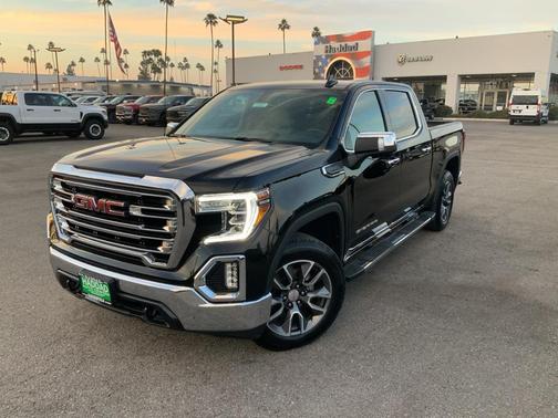 2021 GMC Sierra 1500 SLT