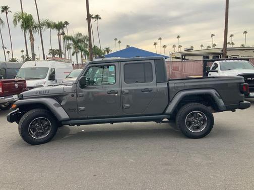 2021 Jeep Gladiator Willys 4x4