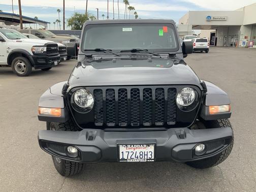 2021 Jeep Gladiator Willys 4x4