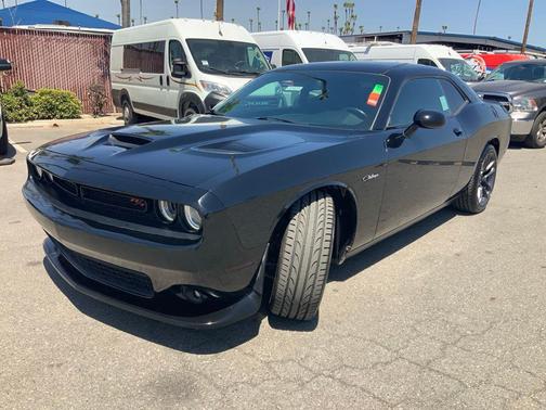 Pitch Black Clearcoat 2021 Dodge Challenger R/T Scat Pack
