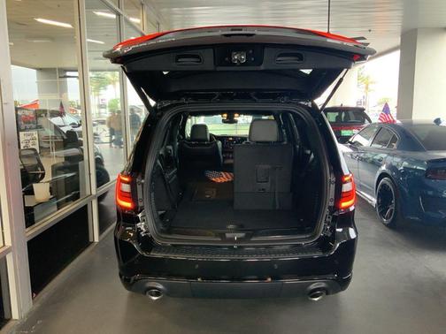 DB Black Clearcoat 2026 Dodge Durango SRT Hellcat