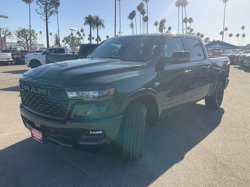 Serrano Green Metallic 2026 RAM 1500 Big Horn/Lone Star