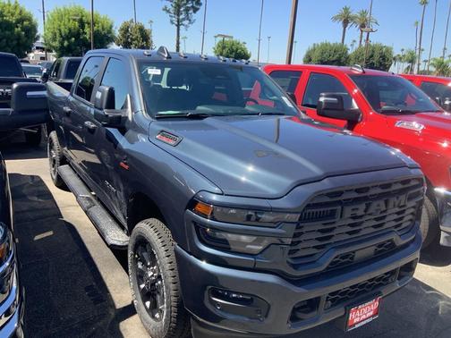 2025 RAM 2500 Big Horn Crew Cab 4x4 6'4' Box