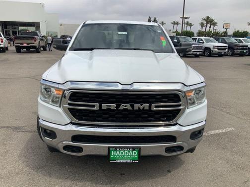 Bright White Clearcoat 2023 RAM 1500 Big Horn/Lone Star