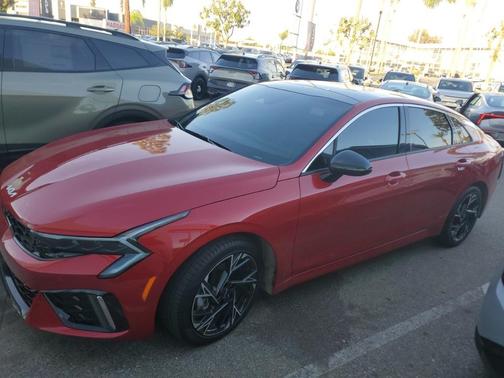 2025 Kia K5 GT-Line