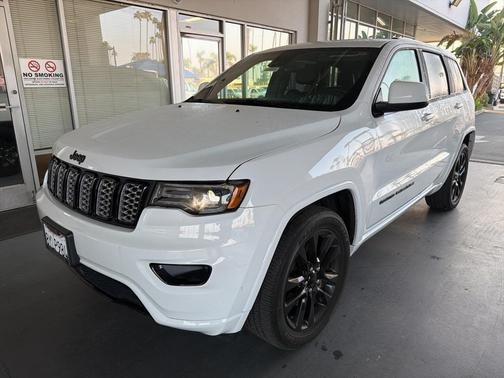 2021 Jeep Grand Cherokee Laredo