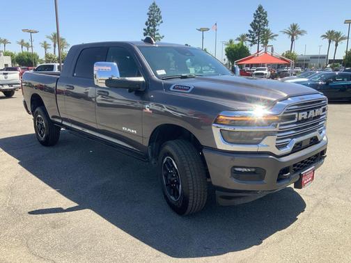 2025 RAM 2500 Laramie Crew Cab 4x4 6'4' Box