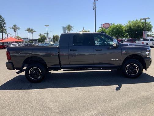 2025 RAM 2500 Laramie Crew Cab 4x4 6'4' Box