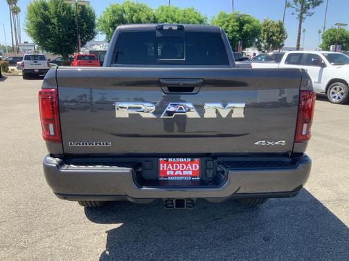 2025 RAM 2500 Laramie Crew Cab 4x4 6'4' Box