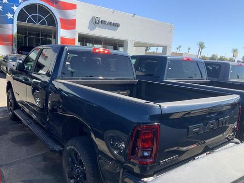 2025 RAM 2500 Big Horn Crew Cab 4x4 6'4' Box