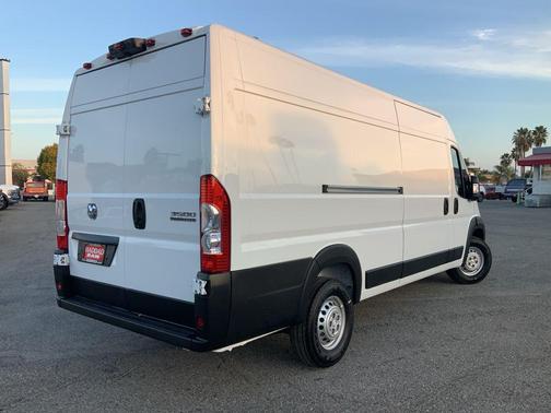 2026 RAM ProMaster 3500 High Roof