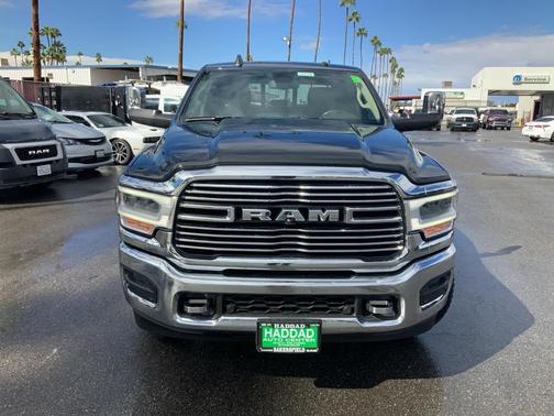 2020 RAM 2500 Laramie Crew Cab 4X4 6'4' Box