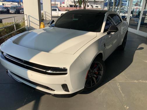 2024 Dodge Charger Daytona R/T Scat Pack