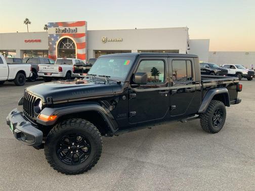 2022 Jeep Gladiator Willys 4x4