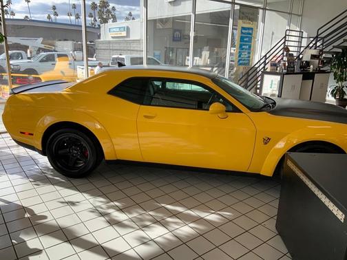 Photo 5 of 16 of 2018 Dodge Challenger SRT Demon