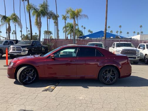 2022 Chrysler 300 S