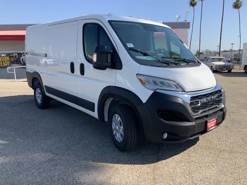 Bright White Clearcoat 2026 RAM ProMaster 1500 Low Roof