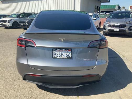 2025 Tesla Model Y Performance Dual Motor All-Wheel Drive