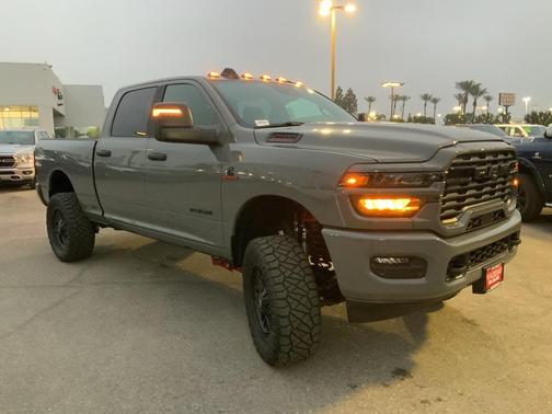 2026 RAM 2500 Big Horn Crew Cab 4x4 6'4' Box