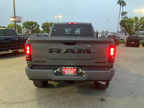 2026 RAM 2500 Big Horn Crew Cab 4x4 6'4' Box