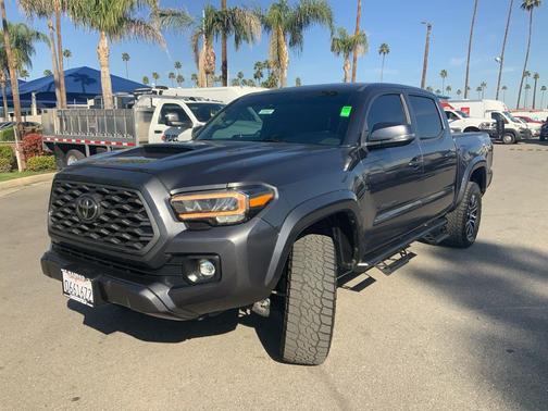 2020 Toyota Tacoma TRD Sport