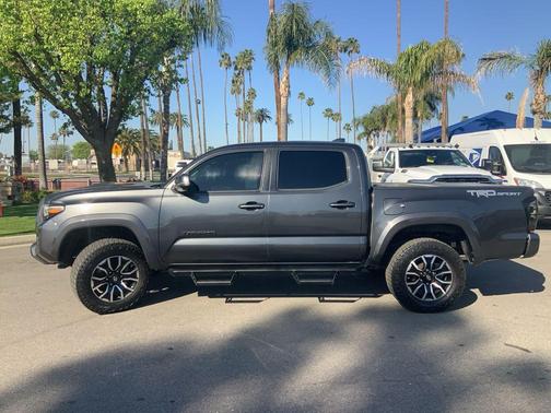 2020 Toyota Tacoma TRD Sport