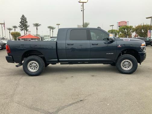 2025 RAM 2500 Laramie Crew Cab 4x4 6'4' Box