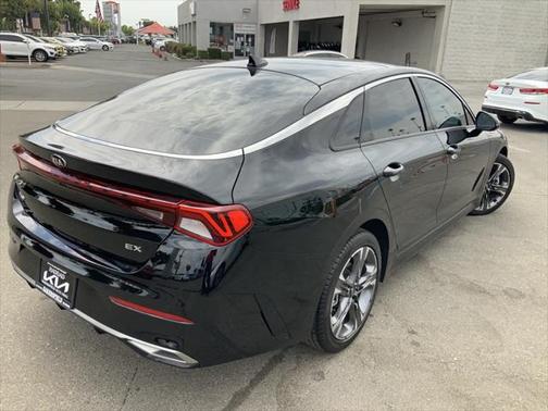 2021 Kia K5 EX