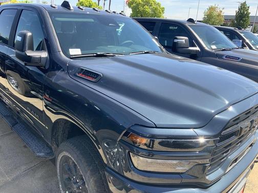 2025 RAM 2500 Big Horn Crew Cab 4x4 6'4' Box