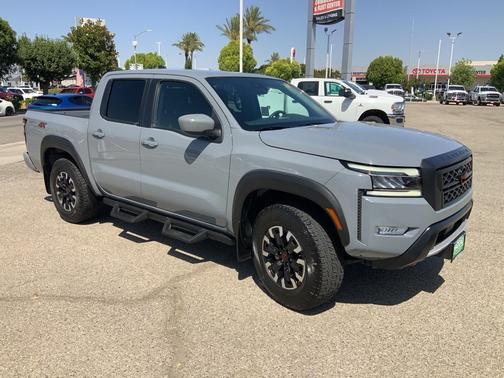 2023 Nissan Frontier PRO-4X