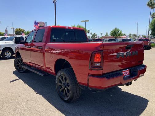Molten Red Pearlcoat 2026 RAM 2500 Black Express Crew Cab 4x4 6'4' Box