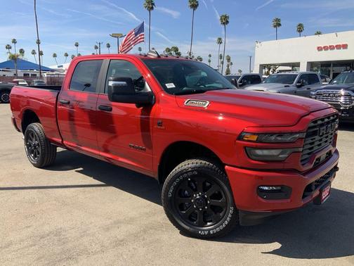 Molten Red Pearlcoat 2026 RAM 2500 Big Horn Crew Cab 4x4 6'4' Box