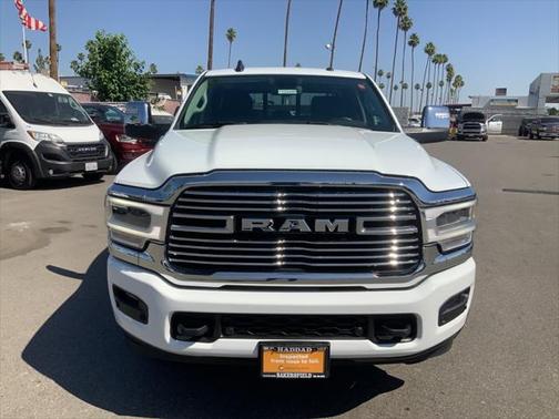 2023 RAM 2500 Laramie Crew Cab 4x4 6'4' Box