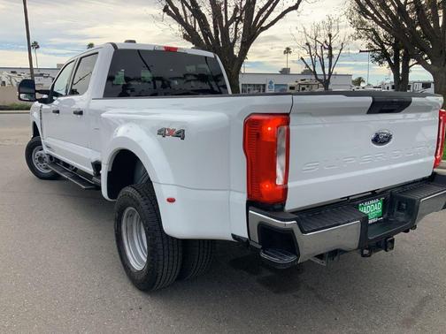 2024 Ford F-350 XLT