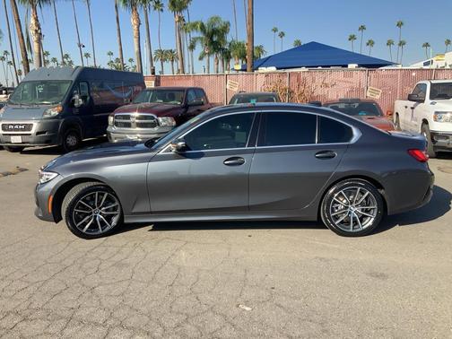 2019 BMW 330 330i